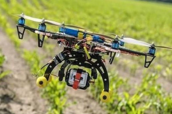 Stormi di droni nei campi: Brescia punta alla produttività